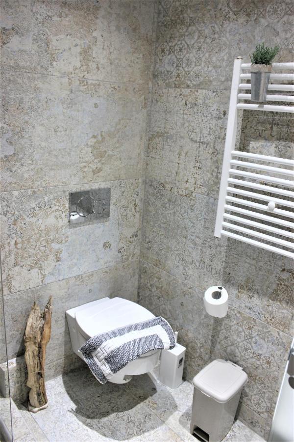Thea Apartment ريثيمنو المظهر الخارجي الصورة